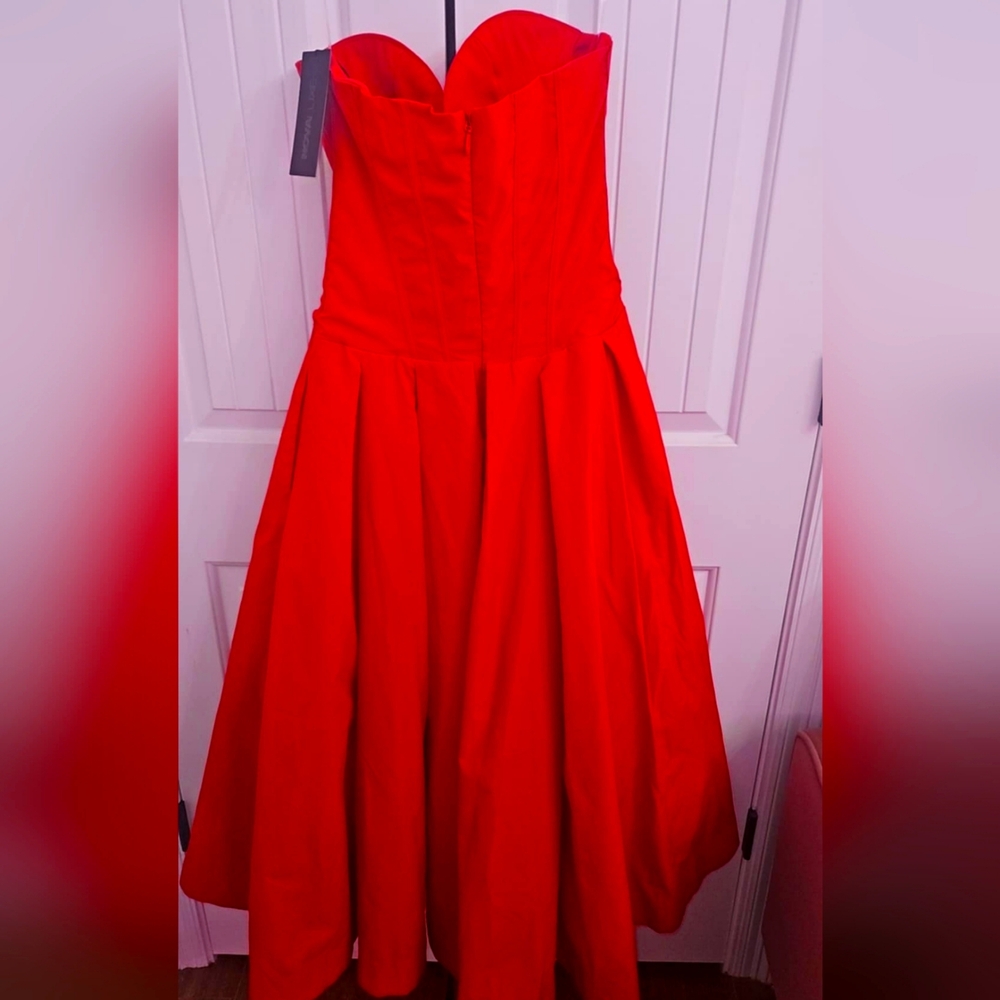 Elegant Red Strapless Dress Corset Waist